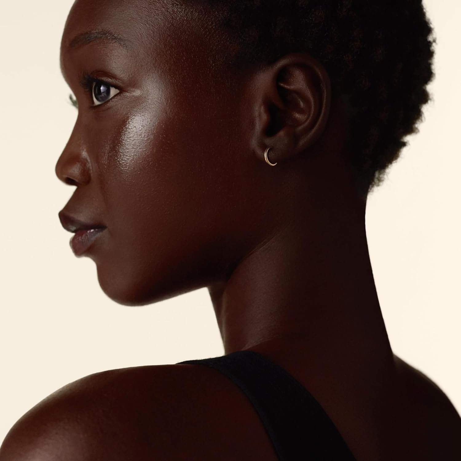 Shiseido Perfect Cleansing Oil - Lightweight Daily Cleanser for Soft, Dewy Skin - Removes Waterproof Makeup, Dirt & Impurities - Image 4