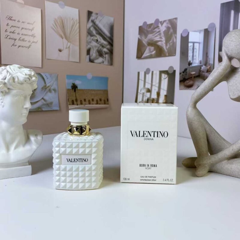 Valentino Born in Roma Donna Eau de Parfum 100ml